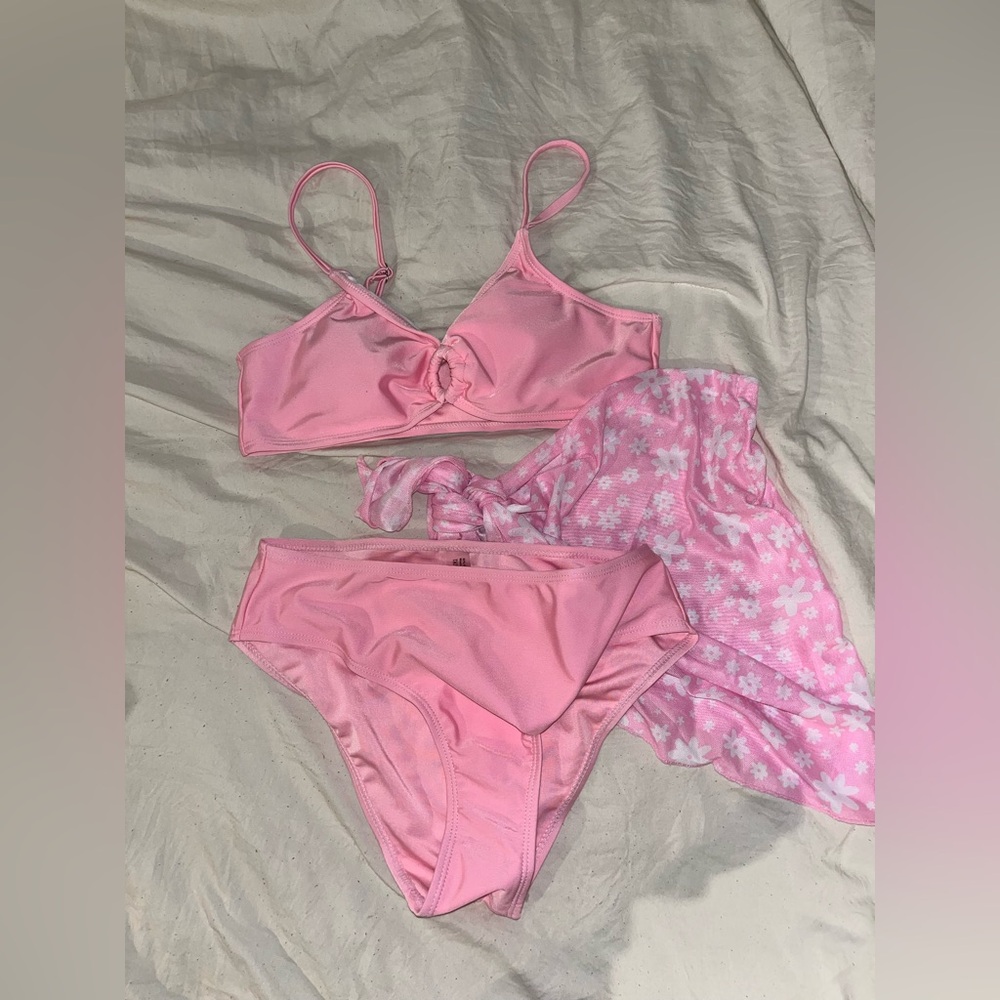NEW- Teen 12/13 Pink 3-Piece Bikini with skirt